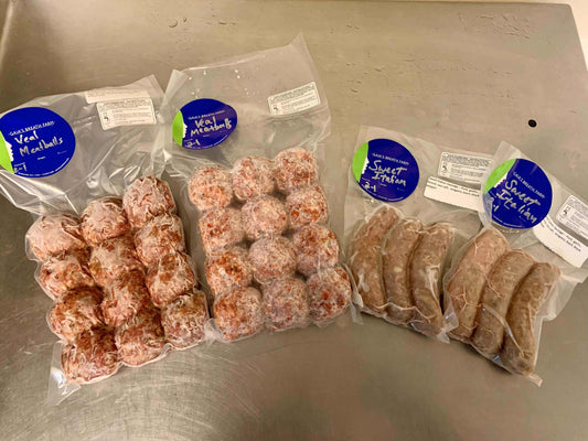 Sweet Italian dinner - 2 packs of sweet Italian sausage & 2 packs of veal meatballs